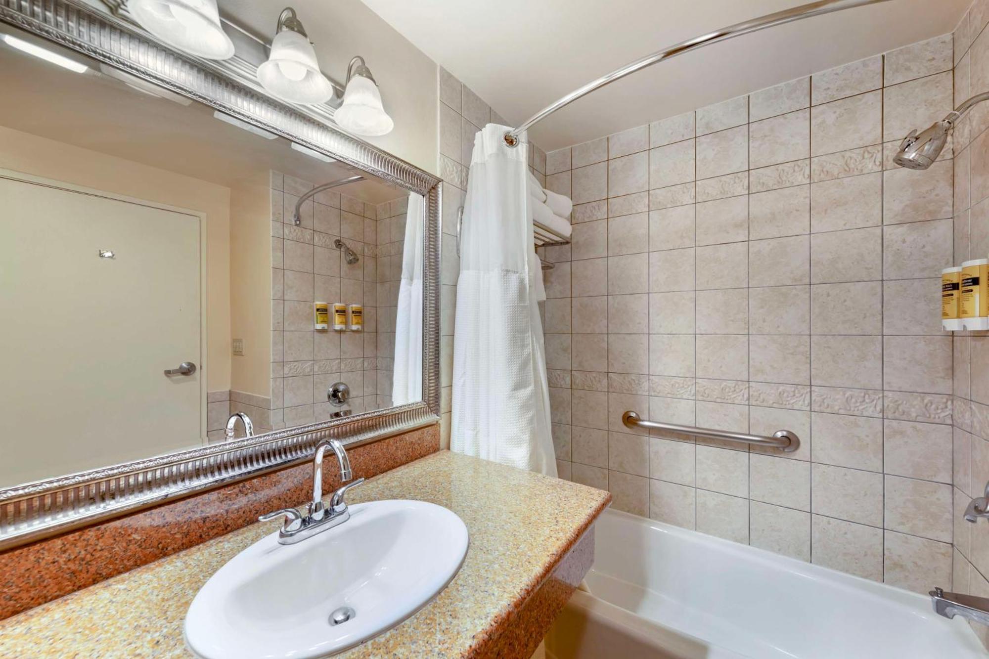 Best Western Plus Country Park Hotel Tehachapi Exterior foto