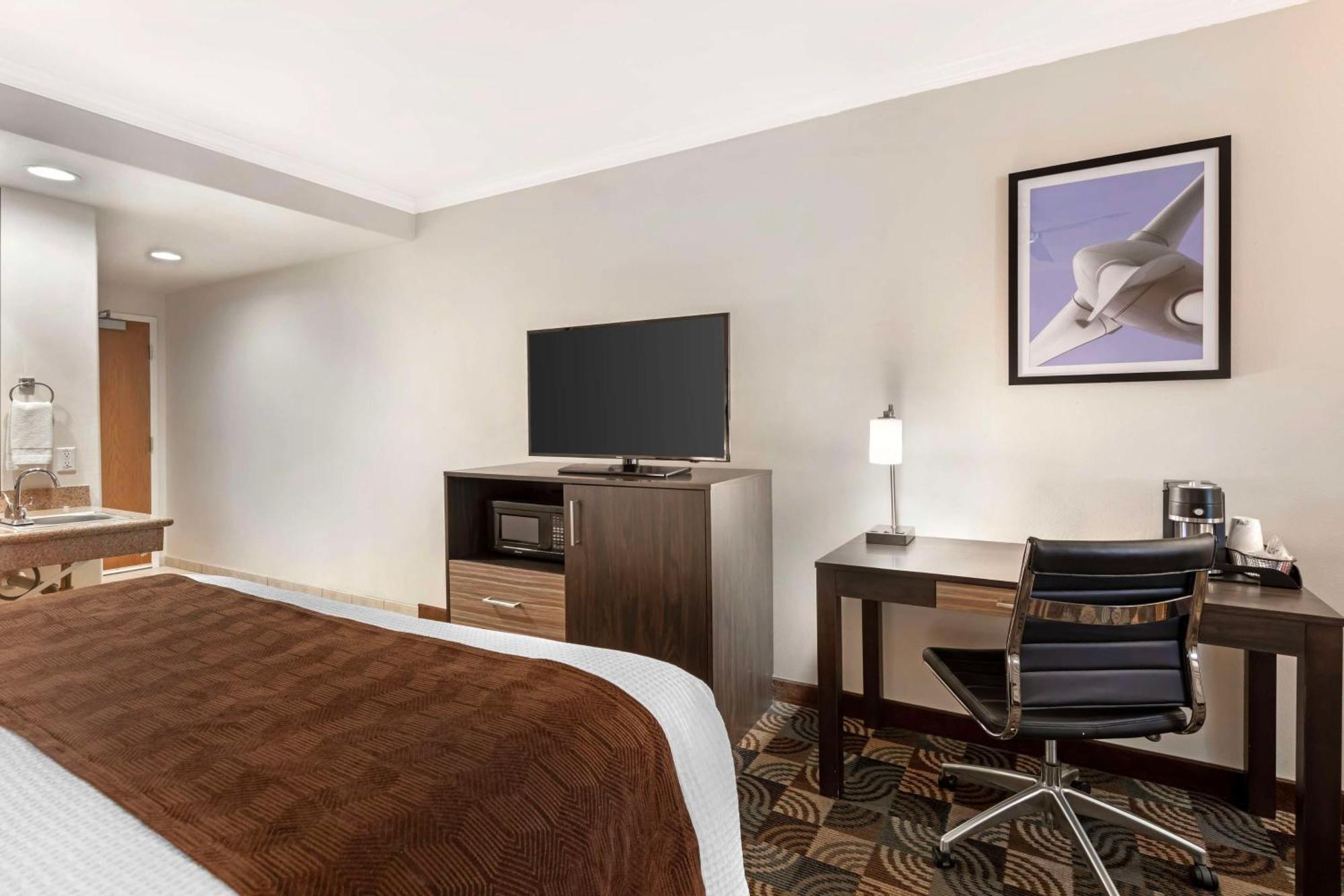 Best Western Plus Country Park Hotel Tehachapi Exterior foto