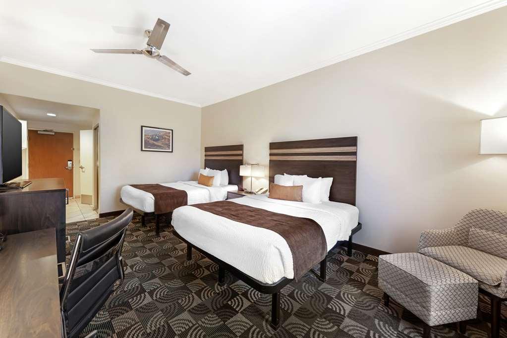 Best Western Plus Country Park Hotel Tehachapi Habitación foto