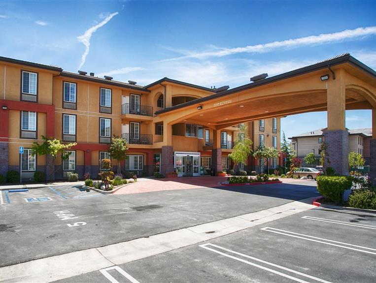 Best Western Plus Country Park Hotel Tehachapi Exterior foto